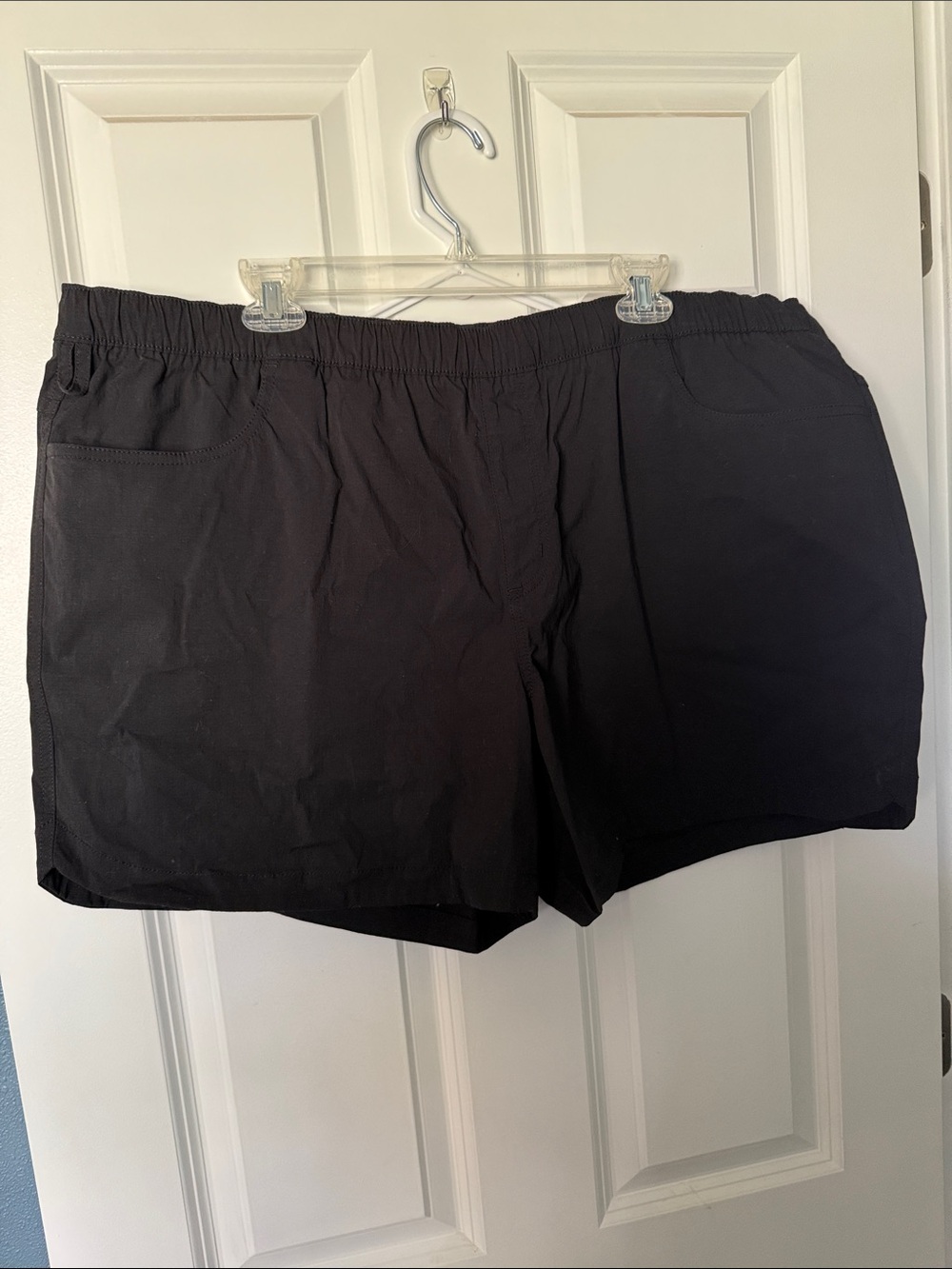 Carhartt Black Elastic Waist Cargo Shorts